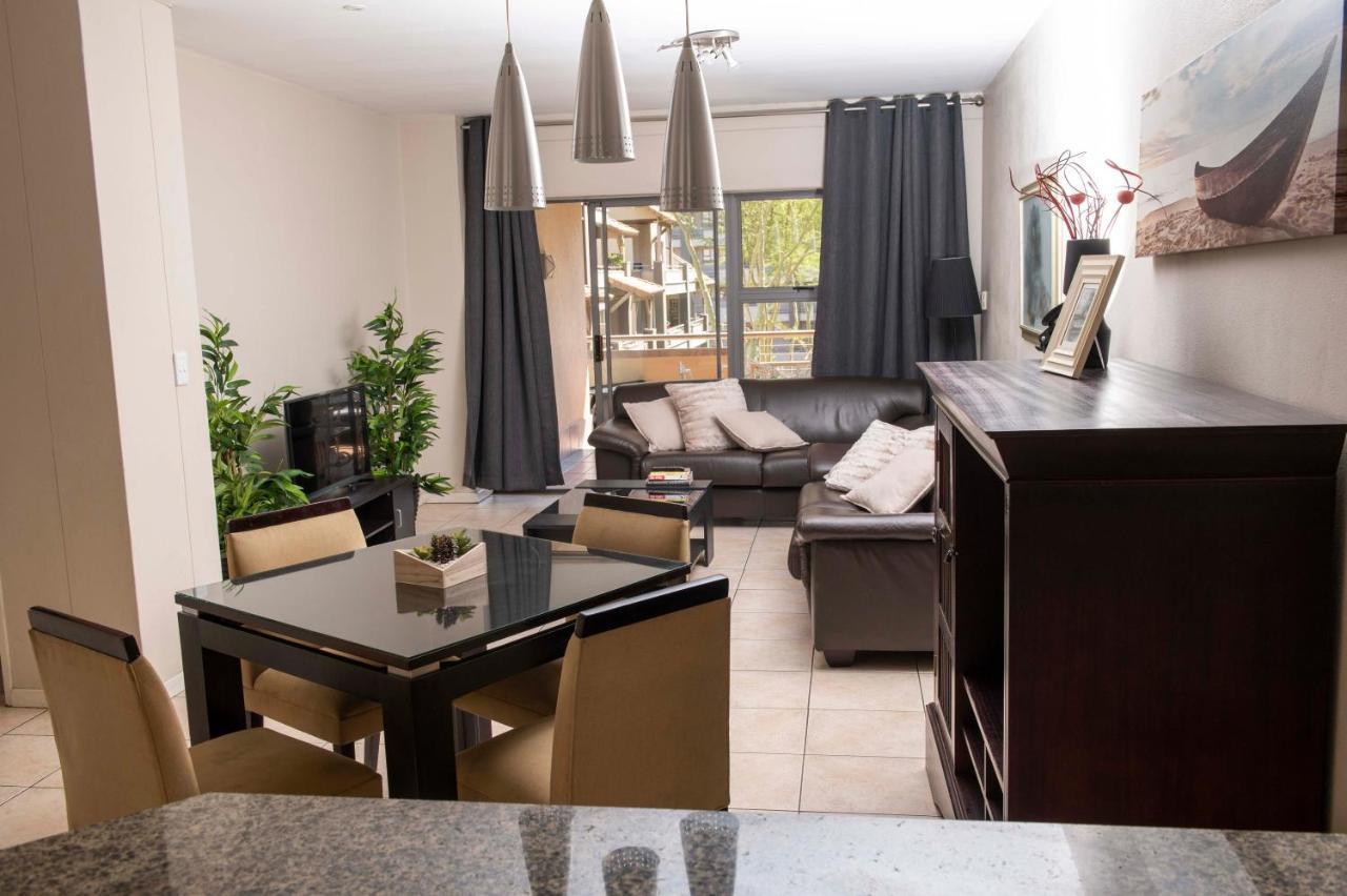 Grayston Exec Apartments Йоханнесбург Экстерьер фото