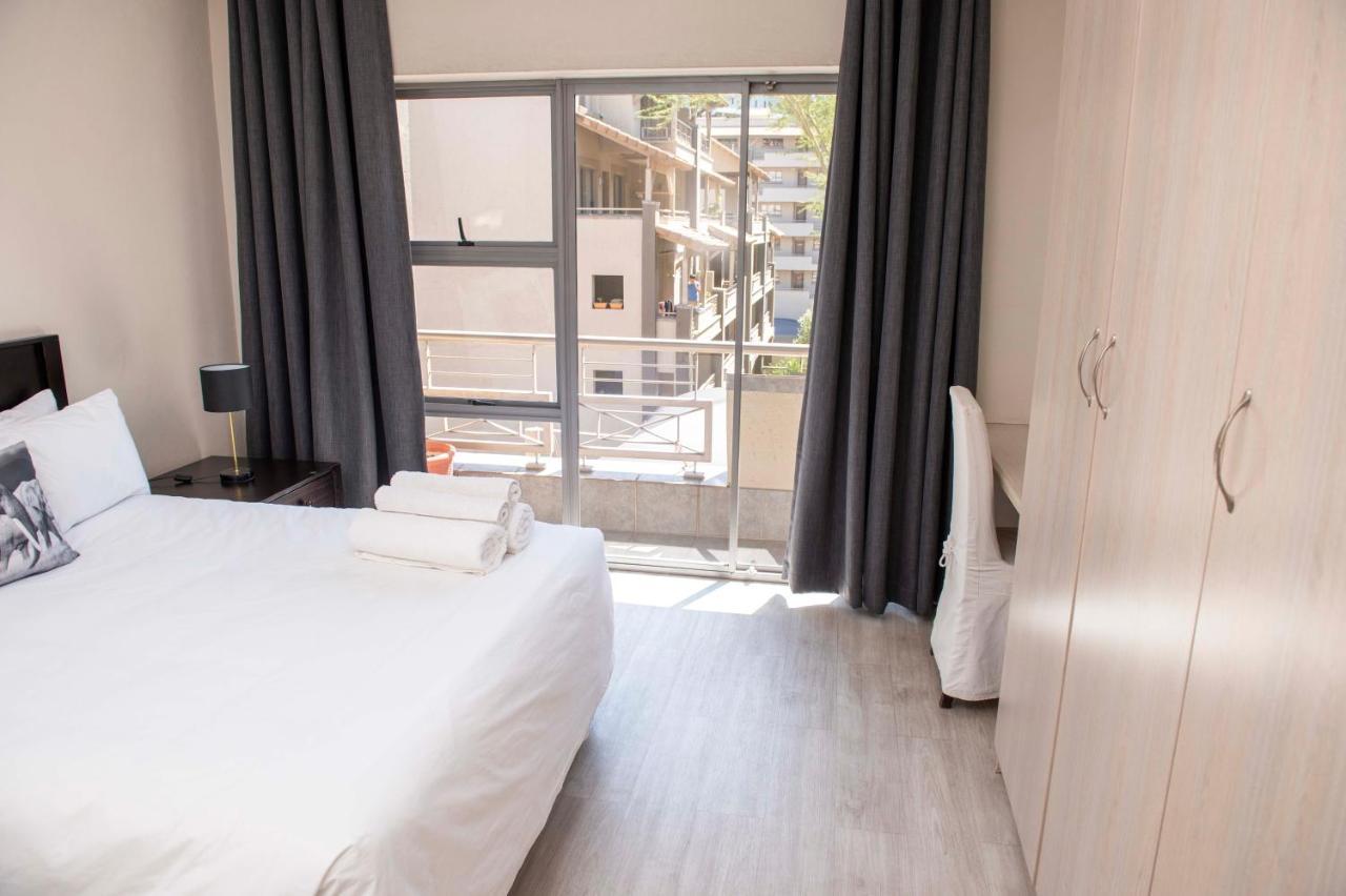 Grayston Exec Apartments Йоханнесбург Экстерьер фото